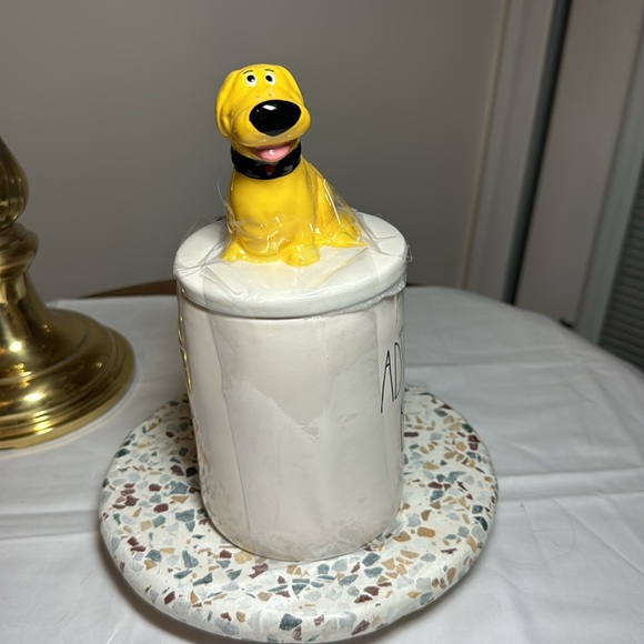 Rae Dunn Adventure Buddy coffee/tea mug with topper - Picture 4 of 5